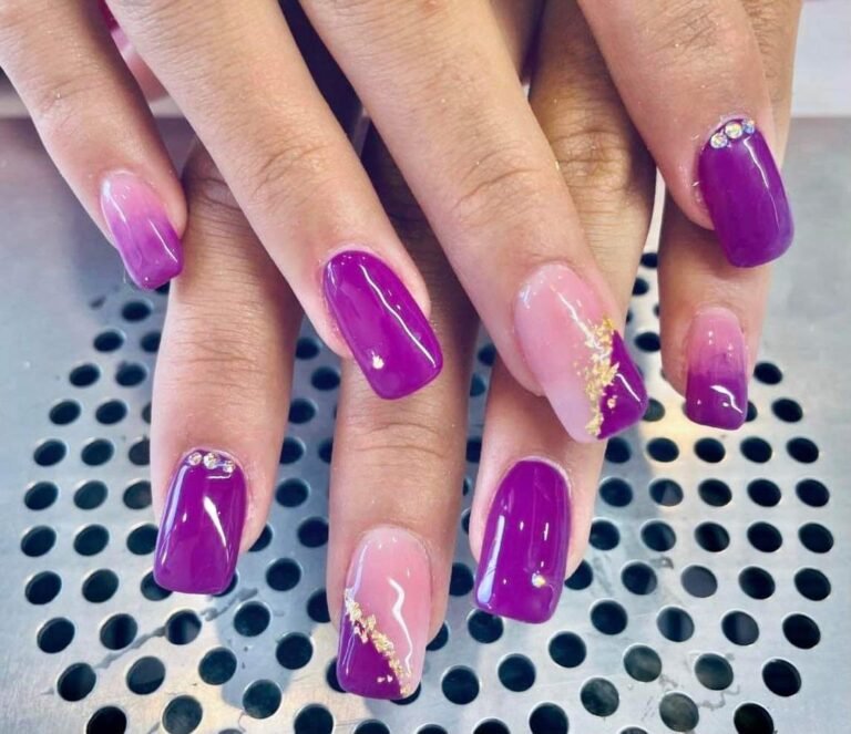 Ongles magnifiques Manucure professionnelle Pose d'ongles en gel Nail art tendance Beauté des ongles Vernis à ongles Design d'ongles Soins des mains et des pieds Ongles naturels Pédicure Salon d'onglerie Esthéticienne Finition brillante Couleurs éclatantes Extensions d'ongles French manucure Artiste des ongles Onglerie à Geneve